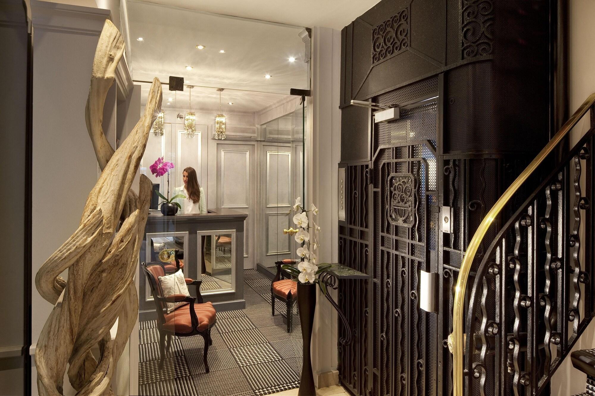فندق Riviera Elysees باريس المظهر الخارجي الصورة